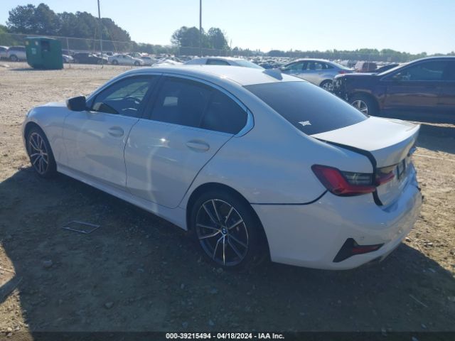 Photo 2 VIN: 3MW5R1J05L8B43405 - BMW 330I 