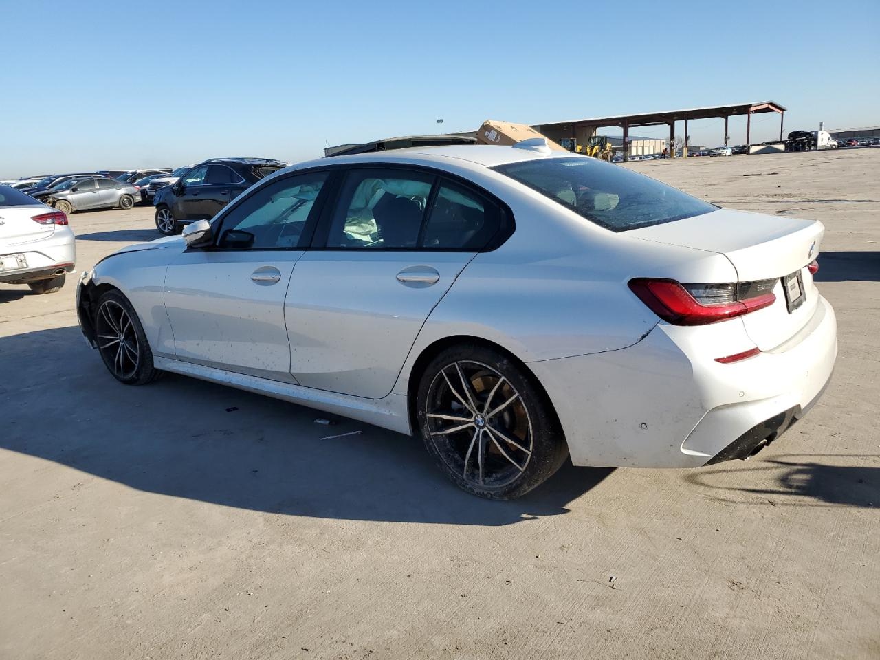 Photo 1 VIN: 3MW5R1J05M8B49853 - BMW 330I 