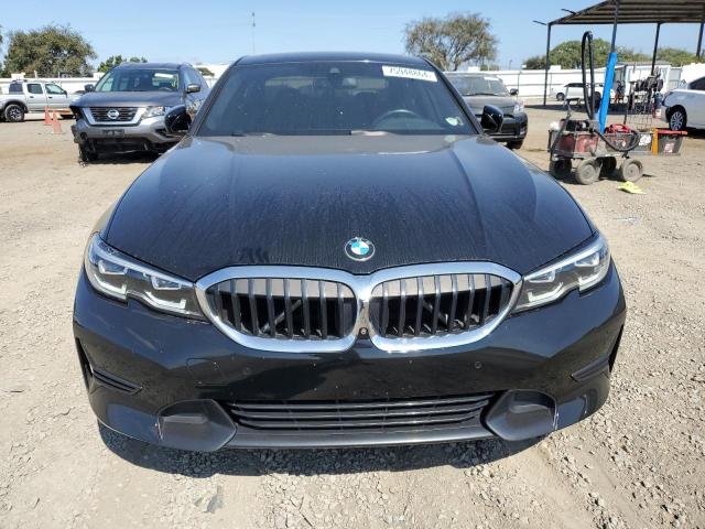 Photo 4 VIN: 3MW5R1J05M8B69231 - BMW 330I 