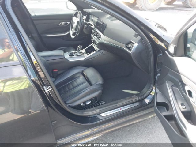 Photo 4 VIN: 3MW5R1J05M8B82092 - BMW 330I 