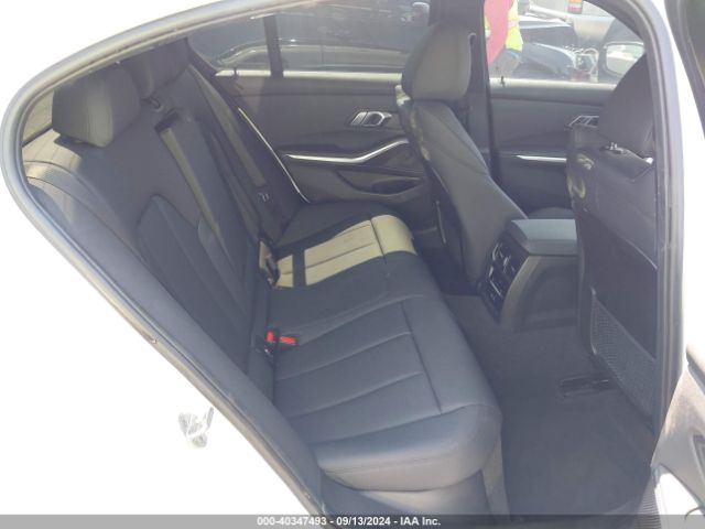 Photo 7 VIN: 3MW5R1J05M8B88443 - BMW 330I 