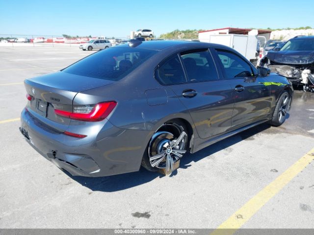 Photo 3 VIN: 3MW5R1J05M8B98048 - BMW 330I 