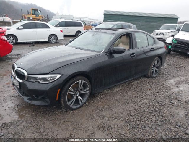 Photo 1 VIN: 3MW5R1J05N8C51879 - BMW 330I 