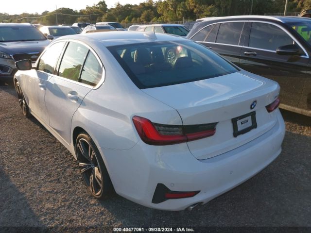 Photo 2 VIN: 3MW5R1J05N8C76460 - BMW 330I 