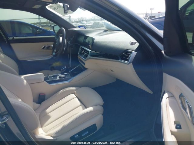 Photo 4 VIN: 3MW5R1J06L8B09070 - BMW 330I 