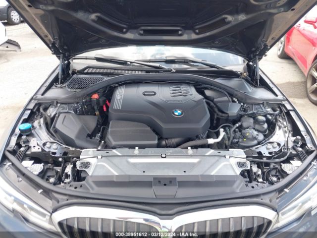 Photo 9 VIN: 3MW5R1J06M8B48078 - BMW 330I 