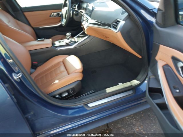 Photo 4 VIN: 3MW5R1J06M8B80285 - BMW 330I 