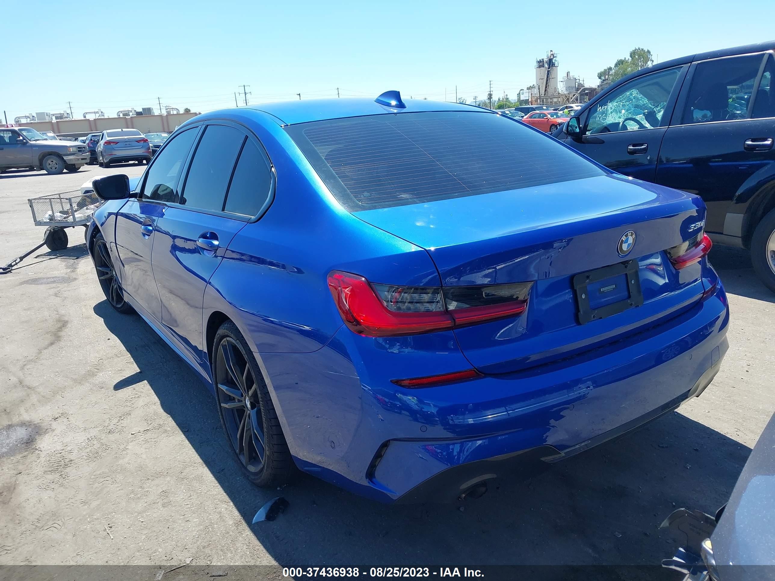 Photo 2 VIN: 3MW5R1J06M8C04780 - BMW 3ER 