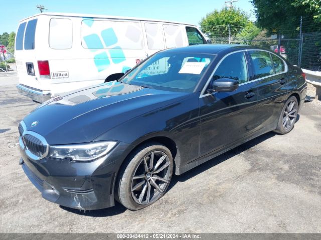 Photo 1 VIN: 3MW5R1J06M8C18288 - BMW 330I 