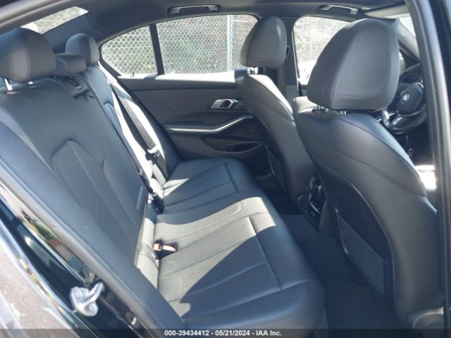 Photo 7 VIN: 3MW5R1J06M8C18288 - BMW 330I 