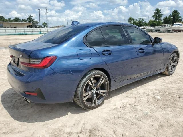 Photo 2 VIN: 3MW5R1J06N8C25324 - BMW 330I 