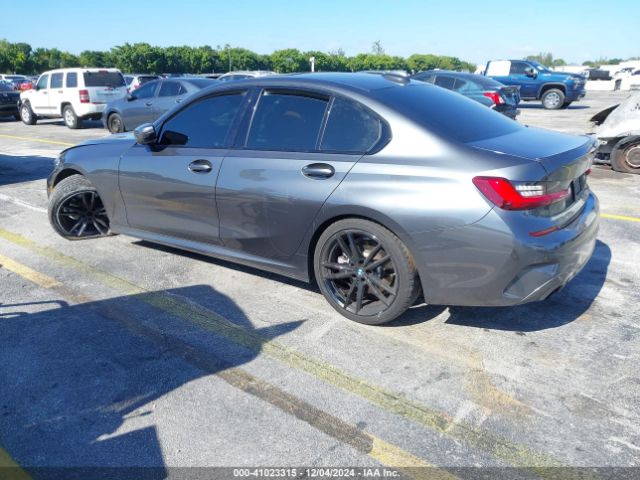 Photo 2 VIN: 3MW5R1J06N8C44679 - BMW 330I 