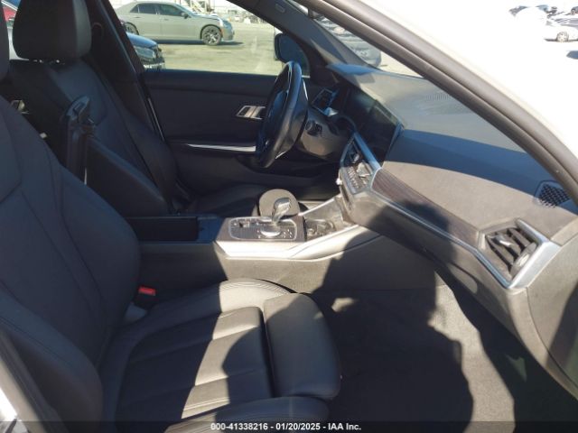 Photo 4 VIN: 3MW5R1J07L8B13919 - BMW 330I 