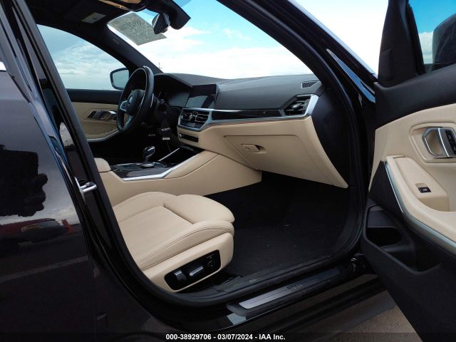 Photo 4 VIN: 3MW5R1J07L8B45057 - BMW 330I 