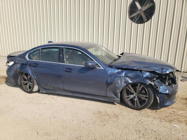 Photo 3 VIN: 3MW5R1J07M8C06070 - BMW 330I 