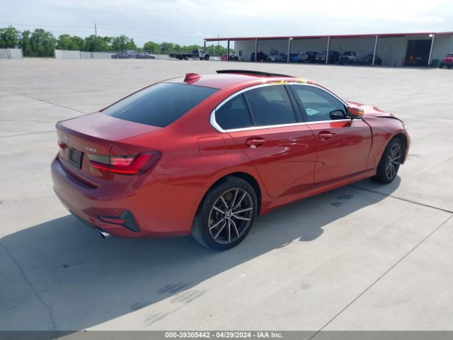 Photo 3 VIN: 3MW5R1J07N8C39037 - BMW 330I 