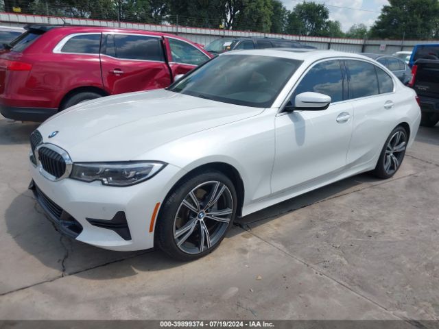 Photo 1 VIN: 3MW5R1J07N8C51964 - BMW 330I 