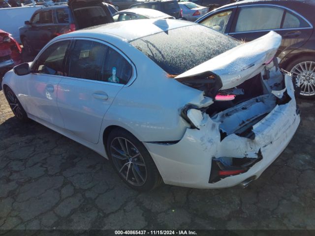 Photo 2 VIN: 3MW5R1J08L8B08826 - BMW 330I 