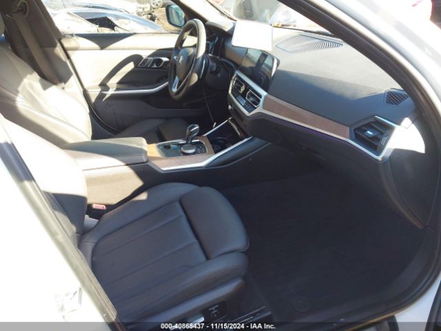 Photo 4 VIN: 3MW5R1J08L8B08826 - BMW 330I 