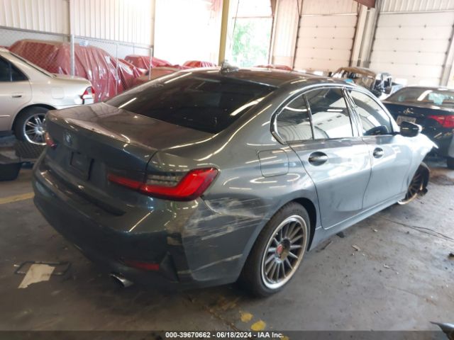 Photo 3 VIN: 3MW5R1J08L8B23858 - BMW 330I 