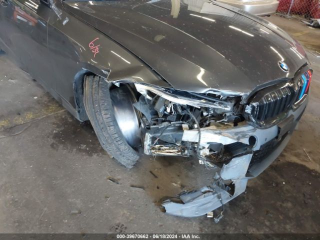 Photo 5 VIN: 3MW5R1J08L8B23858 - BMW 330I 