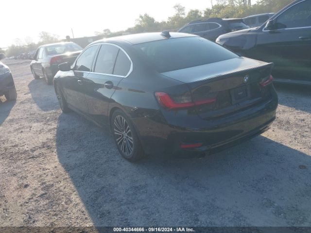 Photo 2 VIN: 3MW5R1J08L8B24850 - BMW 330I 