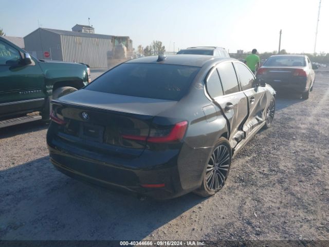 Photo 3 VIN: 3MW5R1J08L8B24850 - BMW 330I 