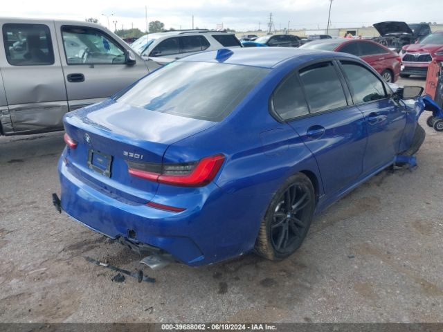 Photo 3 VIN: 3MW5R1J08L8B31586 - BMW 330I 