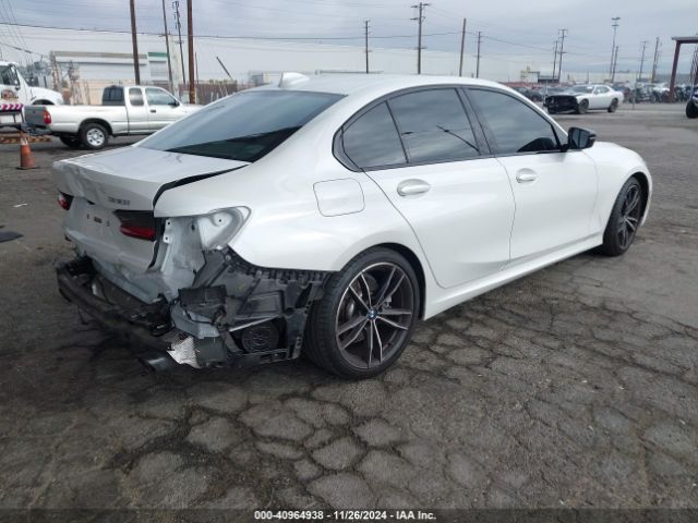 Photo 3 VIN: 3MW5R1J08M8B87710 - BMW 330I 