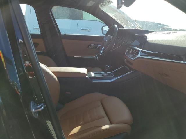 Photo 4 VIN: 3MW5R1J08M8B95791 - BMW 330I 