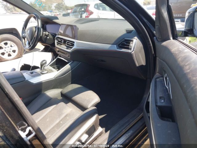 Photo 4 VIN: 3MW5R1J08M8C07597 - BMW 330I 