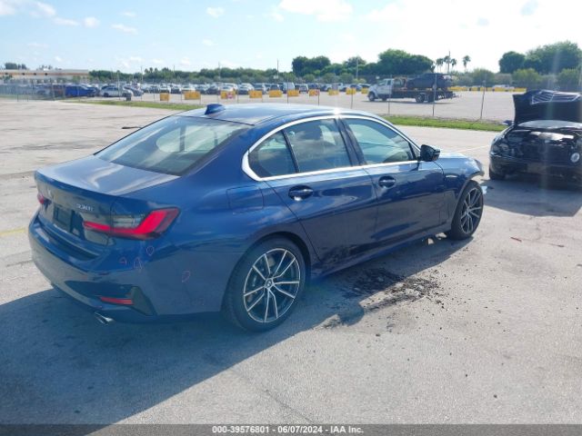 Photo 3 VIN: 3MW5R1J08N8C26720 - BMW 330I 