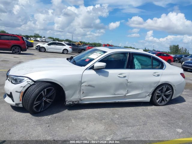 Photo 5 VIN: 3MW5R1J08N8C71690 - BMW 330I 