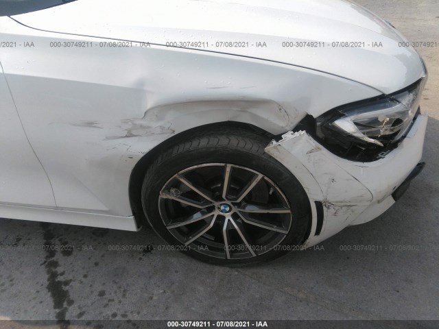 Photo 5 VIN: 3MW5R1J09L8B12321 - BMW 330I 