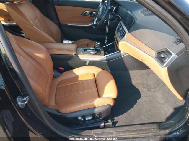 Photo 4 VIN: 3MW5R1J09L8B16272 - BMW 330I 