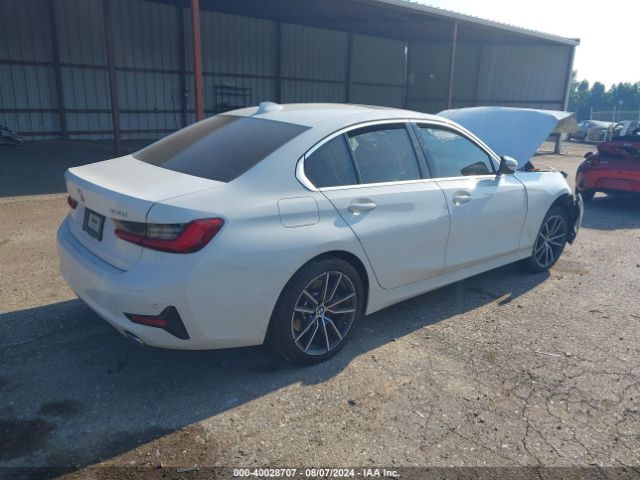 Photo 3 VIN: 3MW5R1J09L8B24520 - BMW 330I 