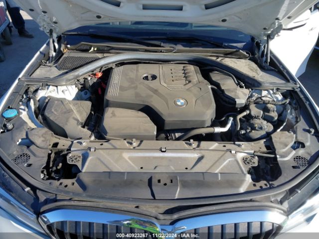 Photo 9 VIN: 3MW5R1J09L8B27417 - BMW 330I 