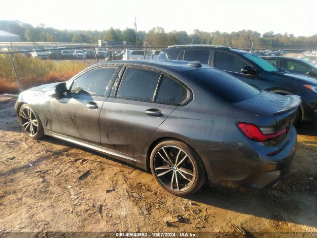 Photo 2 VIN: 3MW5R1J09M8B50956 - BMW 330I 