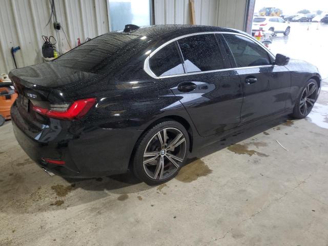 Photo 2 VIN: 3MW5R1J09M8B90423 - BMW 330I 