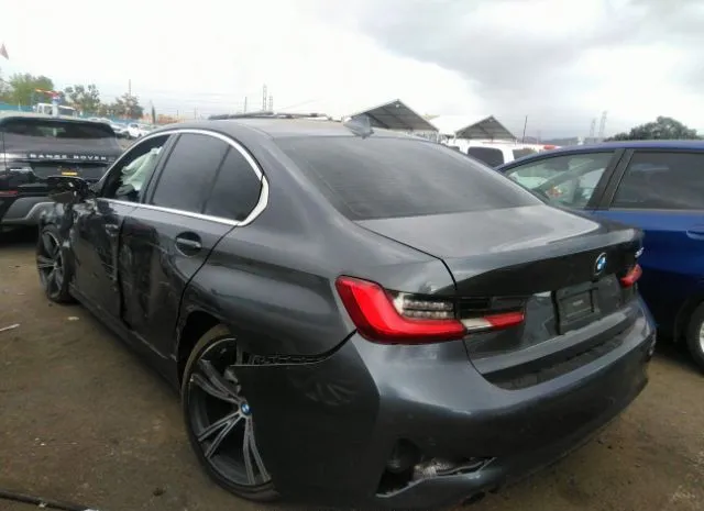 Photo 2 VIN: 3MW5R1J09M8B92107 - BMW 3 SERIES 