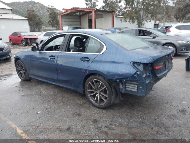 Photo 2 VIN: 3MW5R1J09M8C02831 - BMW 330I 