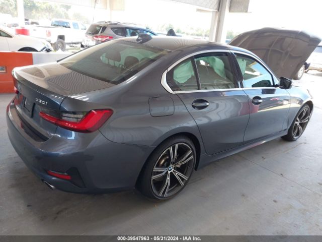 Photo 3 VIN: 3MW5R1J09MHB67207 - BMW 330I 