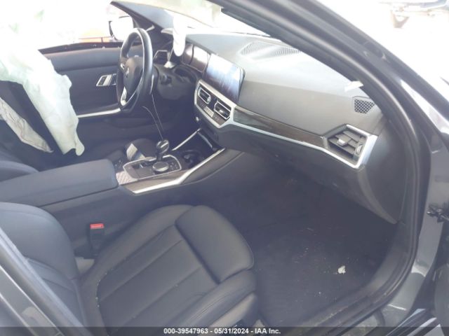 Photo 4 VIN: 3MW5R1J09MHB67207 - BMW 330I 