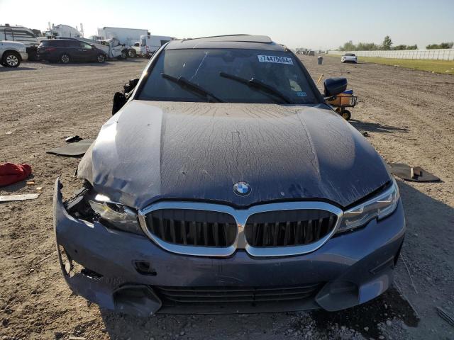 Photo 4 VIN: 3MW5R1J09N8C30355 - BMW 330I 