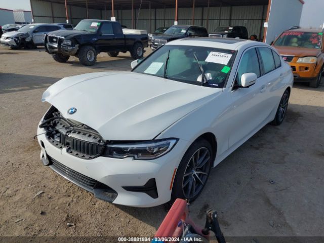 Photo 1 VIN: 3MW5R1J09N8C49214 - BMW 330I 