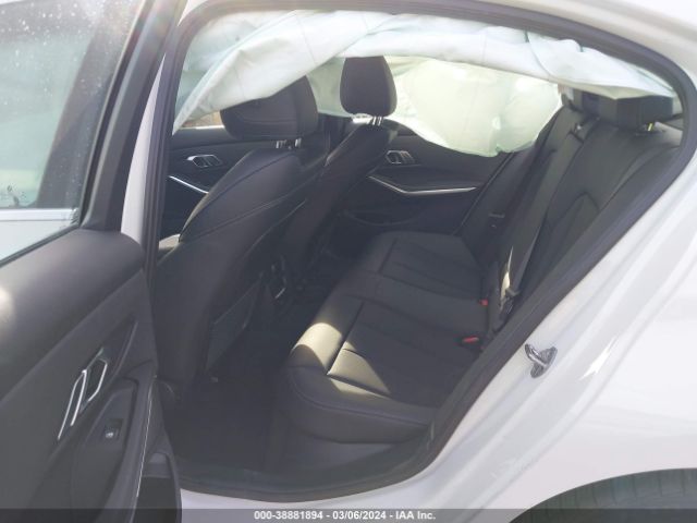 Photo 7 VIN: 3MW5R1J09N8C49214 - BMW 330I 