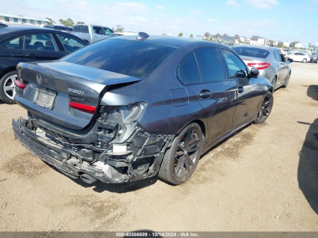 Photo 3 VIN: 3MW5R1J0XL8B15597 - BMW 330I 