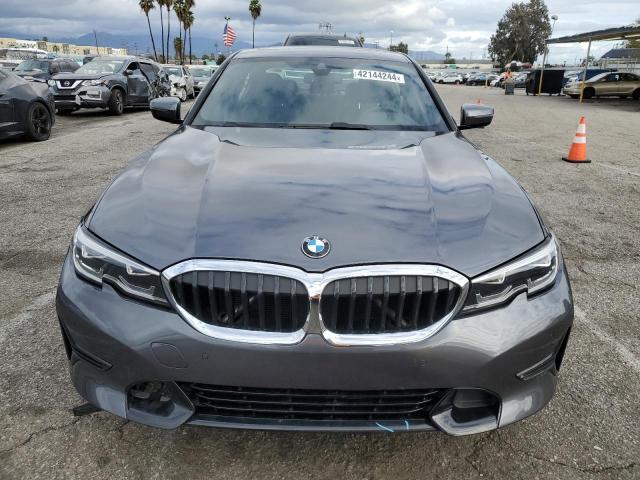 Photo 4 VIN: 3MW5R1J0XL8B26258 - BMW 330I 