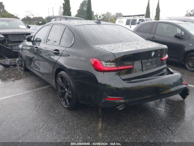 Photo 2 VIN: 3MW5R1J0XL8B26986 - BMW 330I 