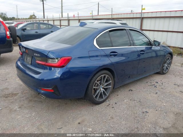 Photo 3 VIN: 3MW5R1J0XM8B70780 - BMW 330I 